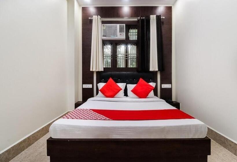 三人经典房间, Oyo Titli Resort