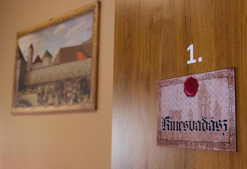 Номер Стандарт Трехместный, Vár Liget Vendégház