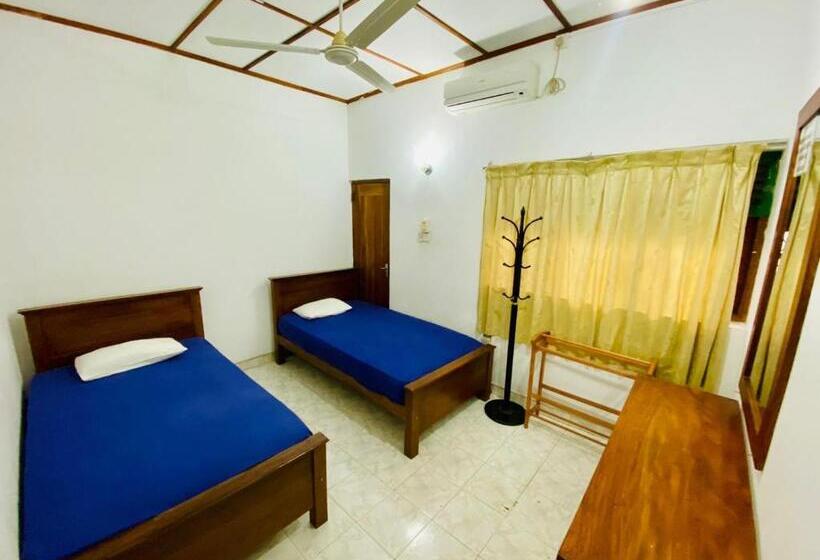 اتاق استاندارد, Punchi Walawwa Holiday Bungalow