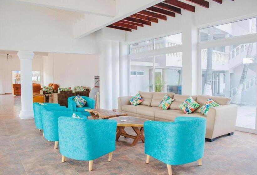 חדר קומפורט לשלושה, Playa Palmeras Palmeras Beach Resort