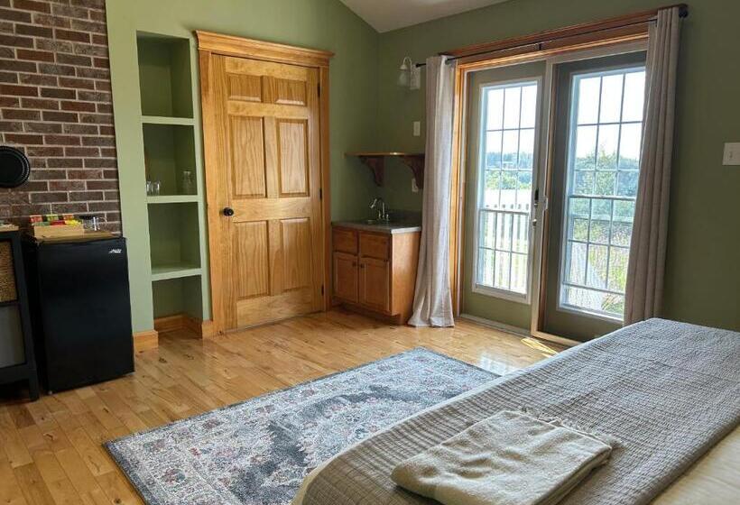 Стандартный Номер Кровать Кинг, Tides Inn Guest Suites