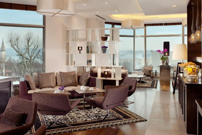 スイート, Estimar Calpe Suitopia