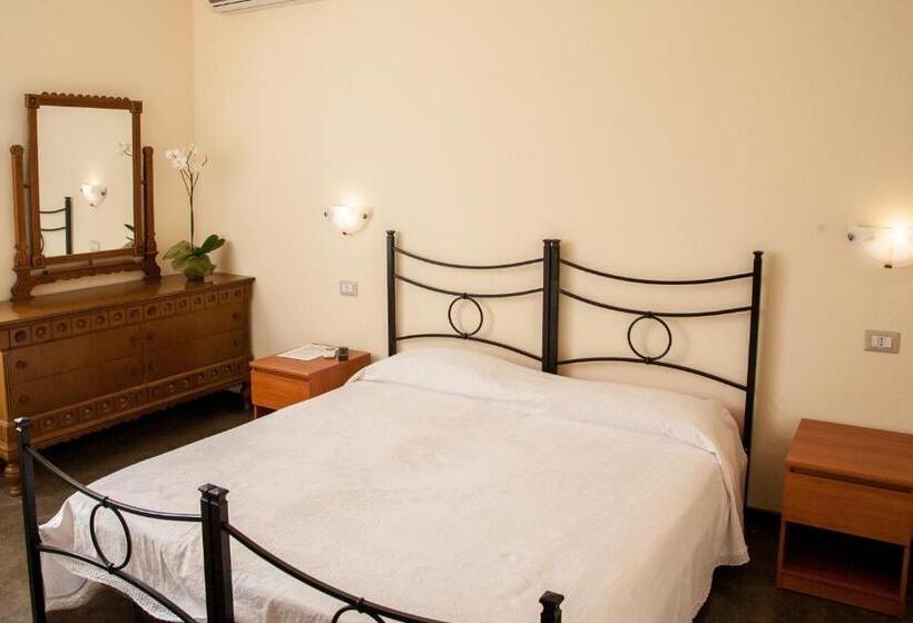 스탠다드 룸, Bed And Breakfast Nonna Pia