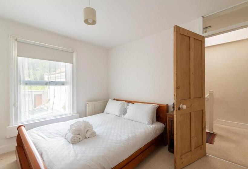 בית, חדר שינה 1, Guestready   A Bohemian Home In Bath
