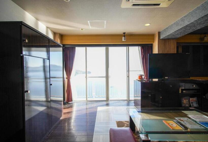 Президентский Люкс, ホテル ラヴィアン Hotel Lavien