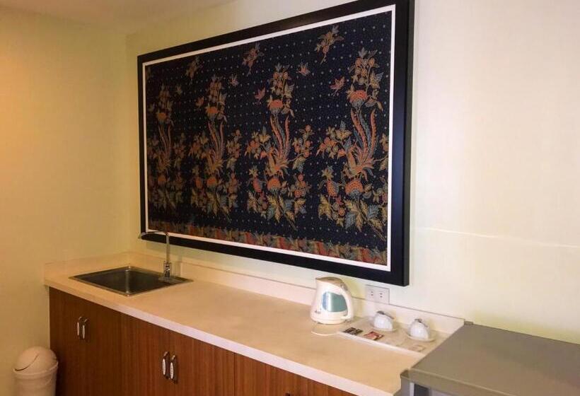 Люкс, Cebu Uncle Tom S Cabin Hotel Powered By Cocotel