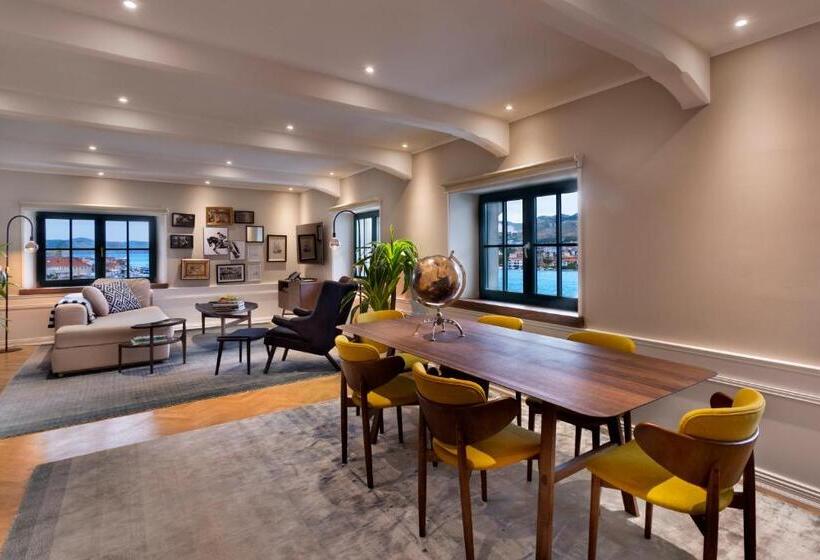 Президентский Люкс, Brown Beach House & Spa