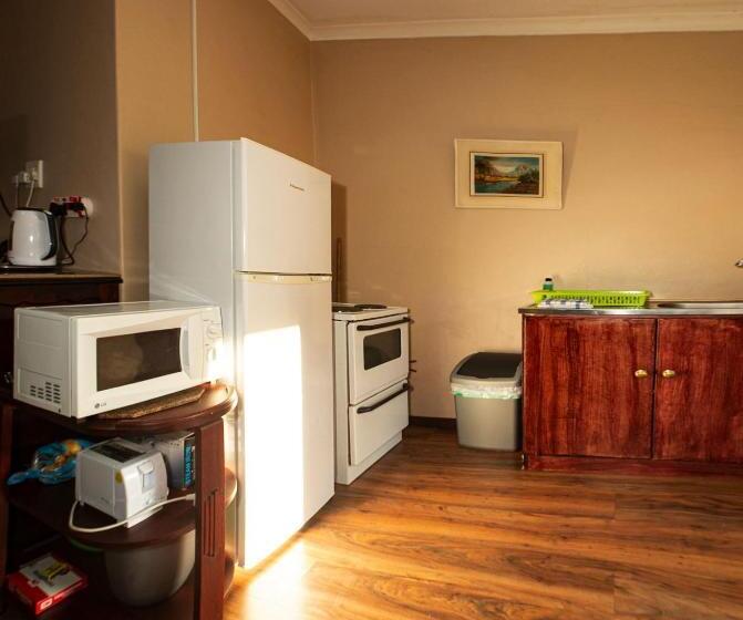 Номер Economy, Sandy's Place