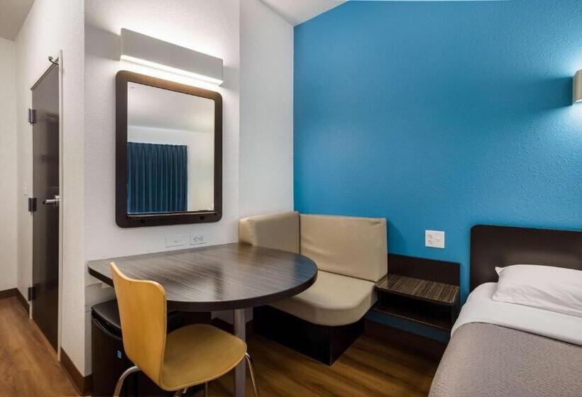 جناح ديلوكس, Motel 6 Poplar Bluff, Mo