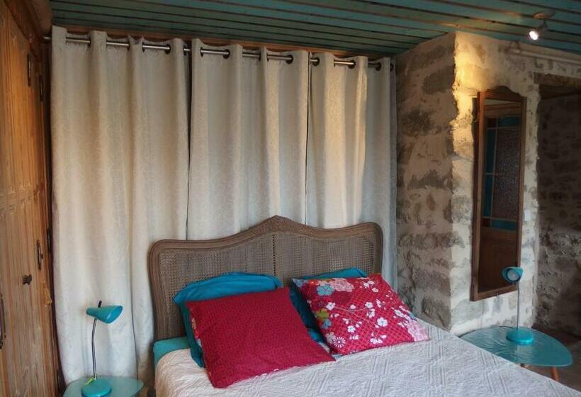 Номер Стандарт, Riverside Home Cottage