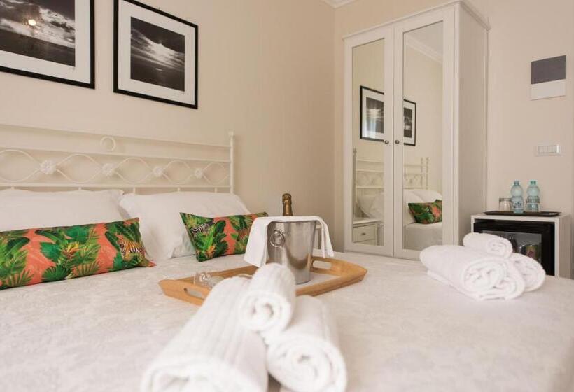 バスタブ付きスタンダードルーム, Il Sole Bed And Breakfast