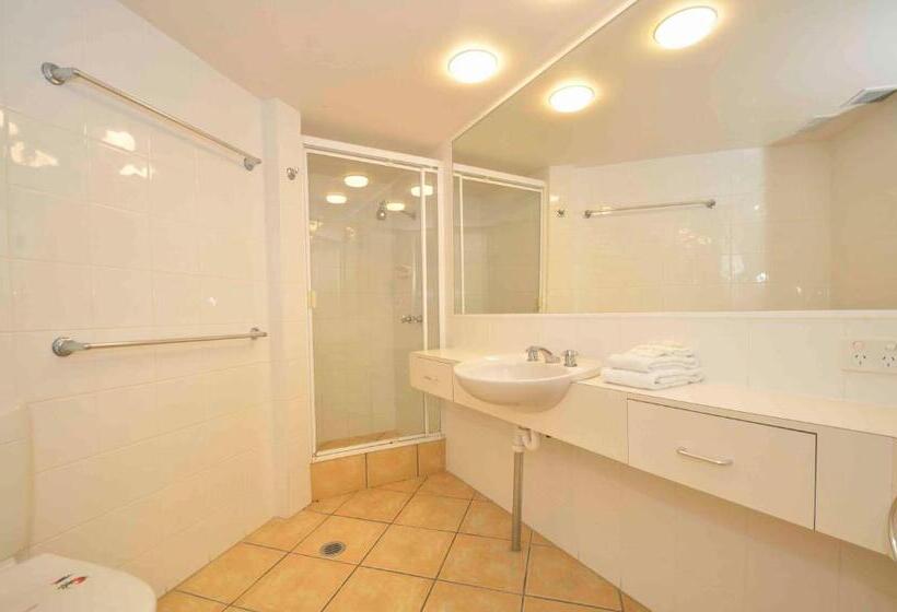 Апартаменты Deluxe 2 Спальни, Chateau Royale Beach Resort Maroochydore