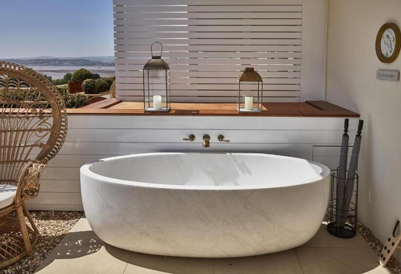 Люкс с Террасой, Lympstone Manor Hotel Restaurant & Vineyard   Relais & Chateaux