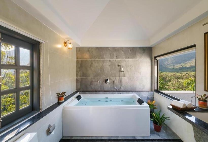 سوئیت جونیور با تراس, Anandam   Jacuzzi & Private Pool Villas In Udaipur