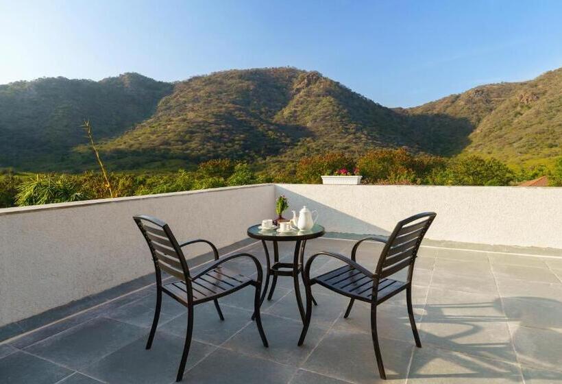 سوئیت جونیور با تراس, Anandam   Jacuzzi & Private Pool Villas In Udaipur