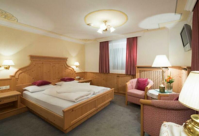 Номер Стандарт, Dolomites Wellness Hotel Savoy