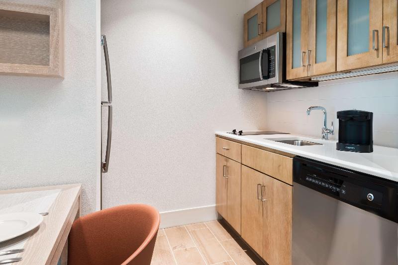 Люкс Премиум, Homewood Suites By Hilton Sarasota Lakewood Ranch