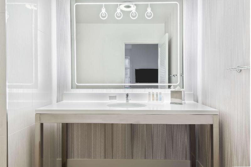 Люкс Премиум, Homewood Suites By Hilton Sarasota Lakewood Ranch
