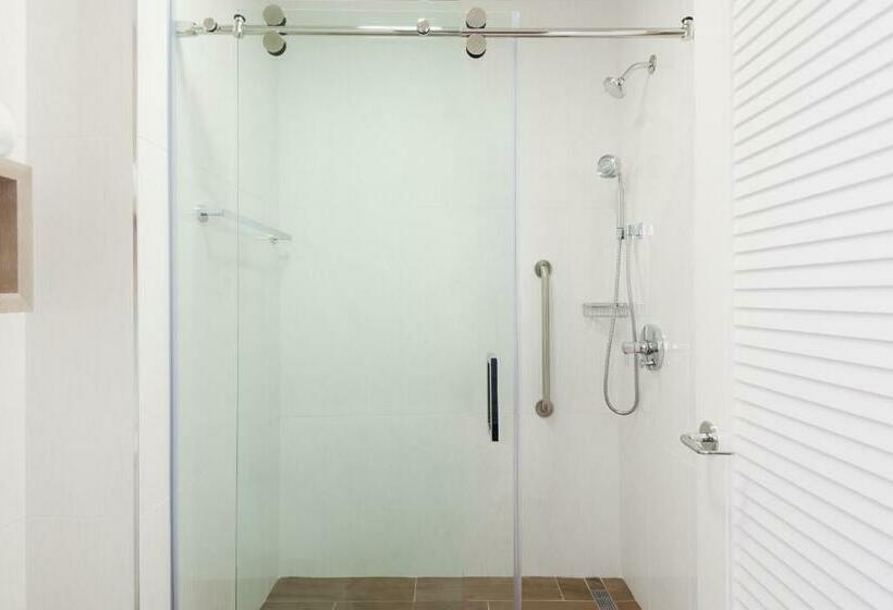Люкс Deluxe Кровать Кинг, Homewood Suites By Hilton Sarasota Lakewood Ranch