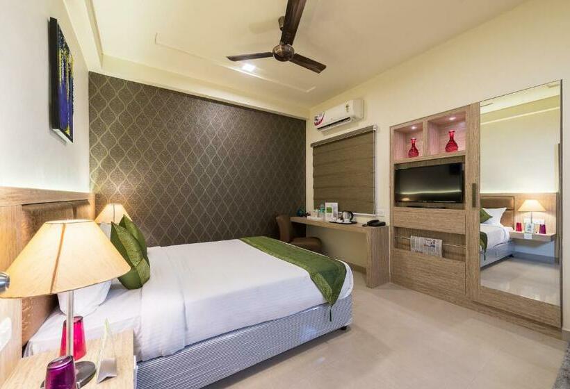 Номер Deluxe, Treebo Nestlay Casa