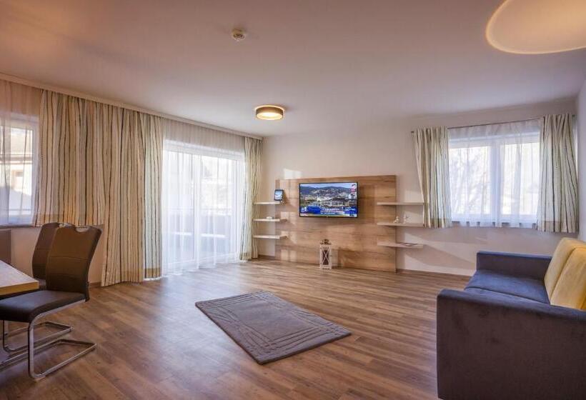 Апартаменты 3 Спальни, Aparthotel Alptirol