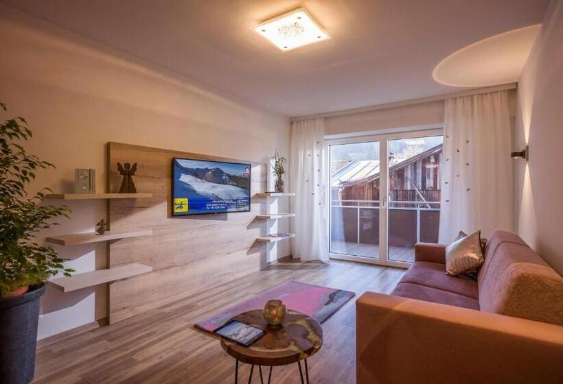 발코니가 있는 2 베드룸 아파트, Aparthotel Alptirol