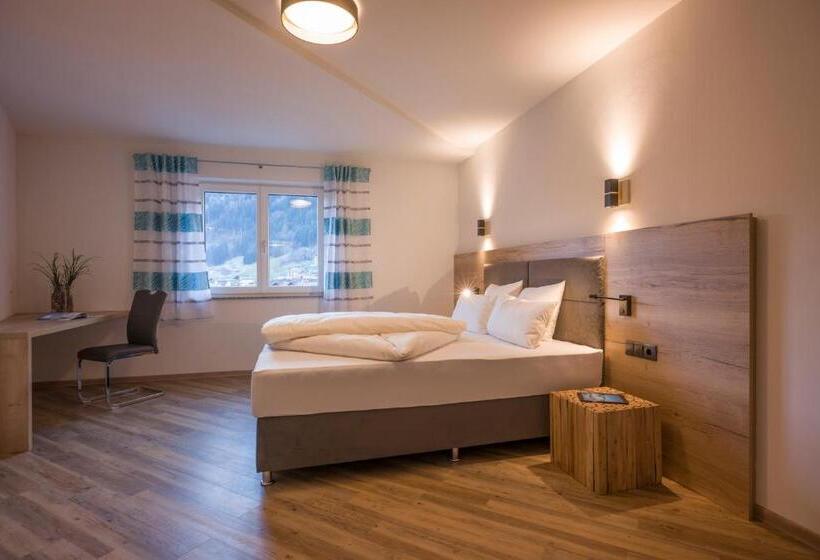Апартаменты Deluxe 2 Спальни, Aparthotel Alptirol