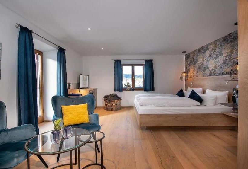 Номер Superior с Видом, Bayern Resort