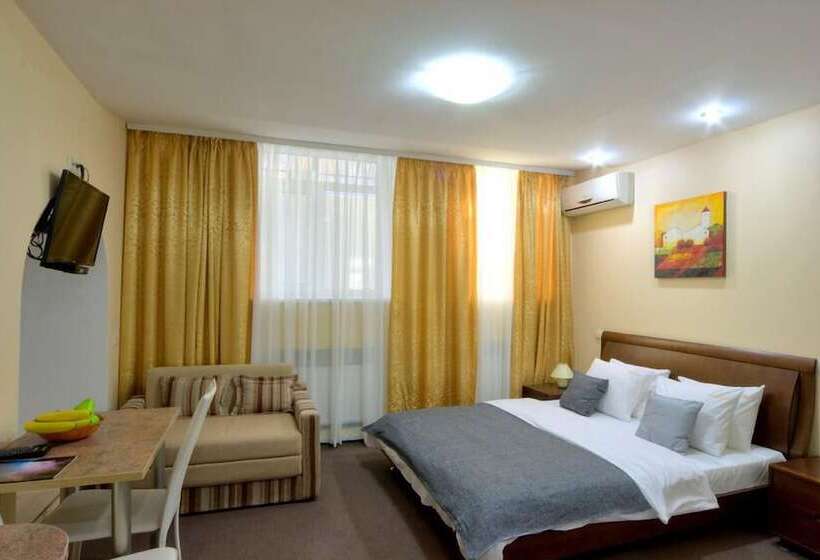 اتاق استاندارد, Golden Gate Inn