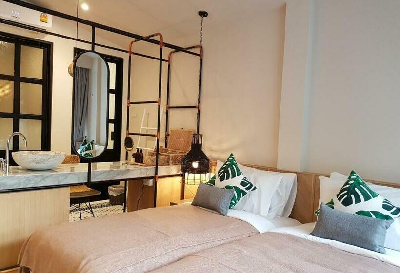 Номер Стандарт с Балконом, Treevana Club Chiangmai