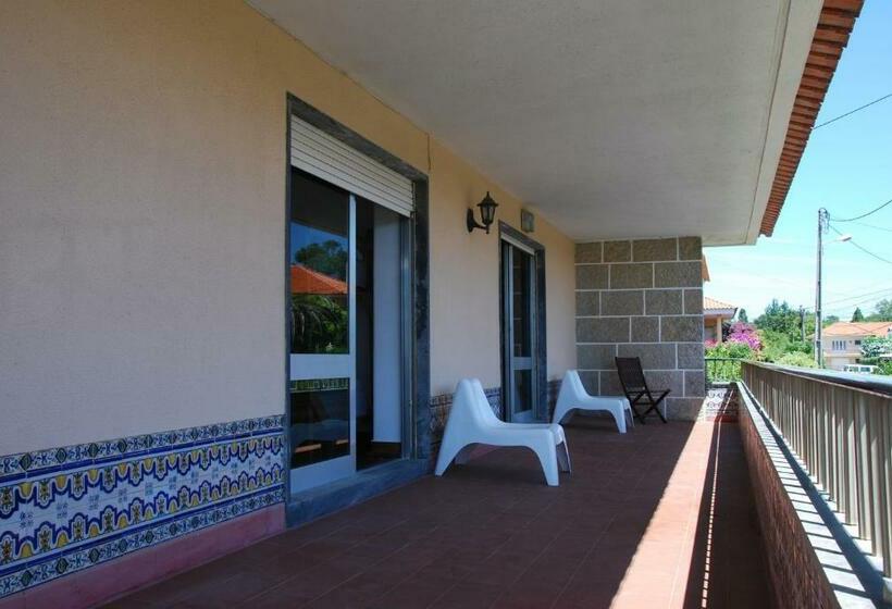 공동 객실, Carcavelos Surf Hostel And Surf Camp