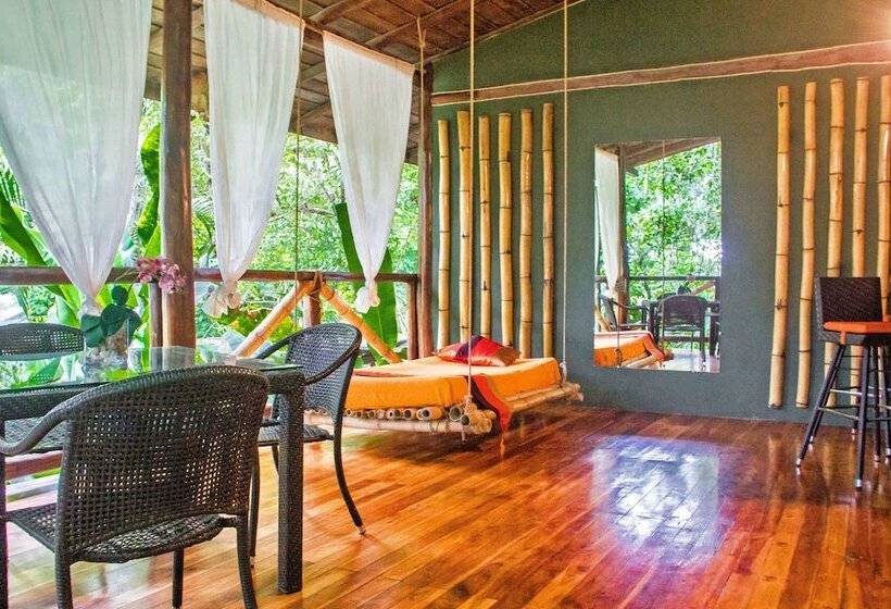 스위트, Canaima Chill House