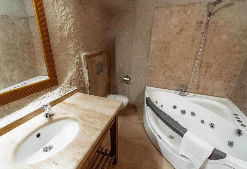 Family Suite, Amber Cave Suites