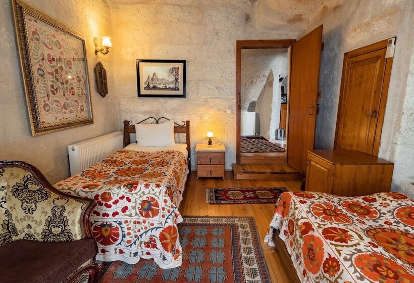Люкс Кровать Кинг, Amber Cave Suites