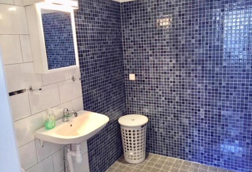 Апартаменты 2 Спальни, Stora Torget   Visby Lägenhetshotell