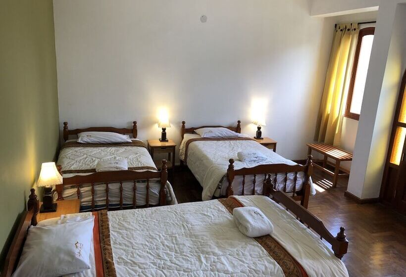 Bed in Shared Room with Shared Bathroom, El Jacal Backpacker