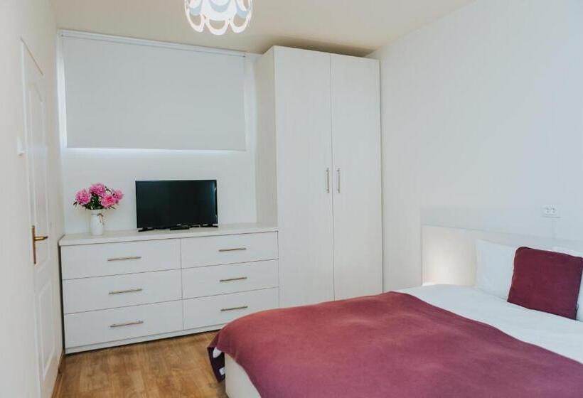 اتاق استاندارد, Camelia's Cozy Place