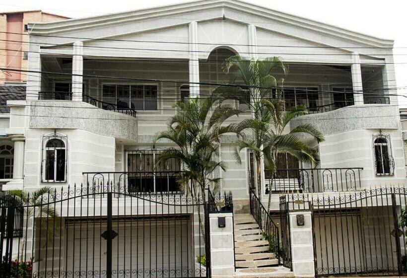 اتاق استاندارد یک نفره, Premium House