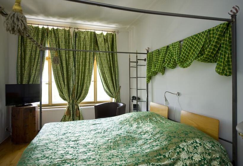 Standard Room, Bonapart