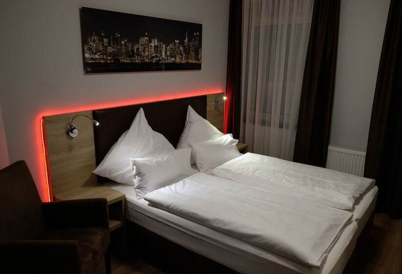 Номер Стандарт, Minx – Cityhotels