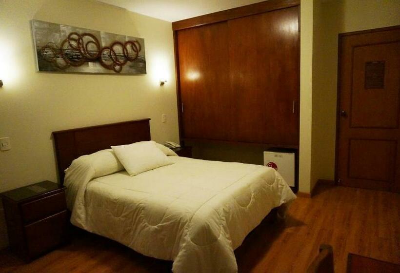 Habitación Superior, Belle Sand