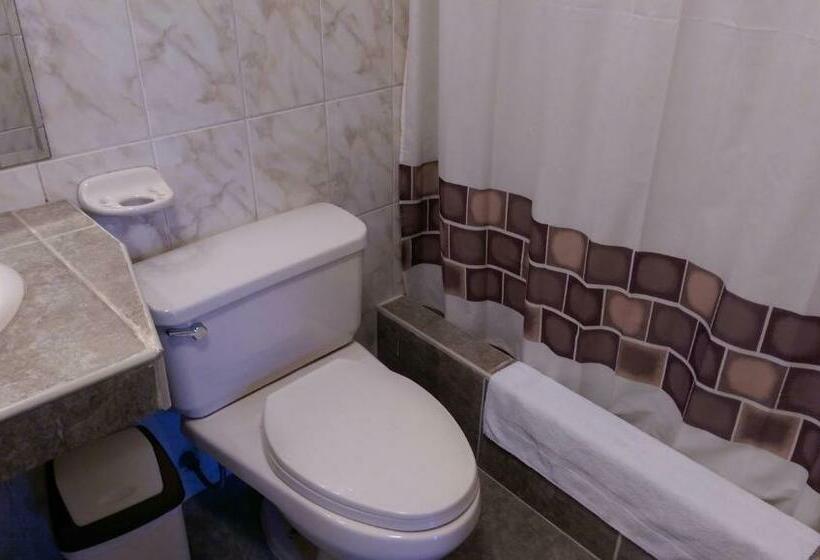 اتاق استاندارد, Cajamarca