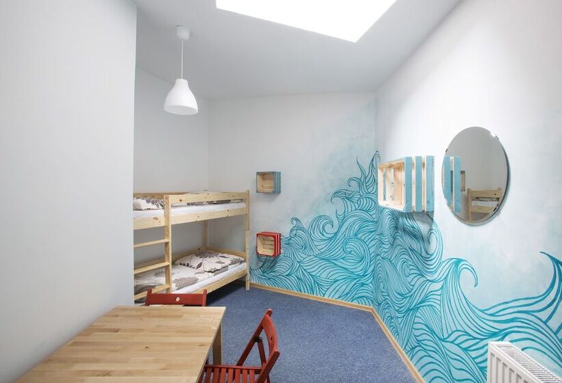 Номер Стандарт Четырехместный Совместный Санузел, Hostel Cinnamon