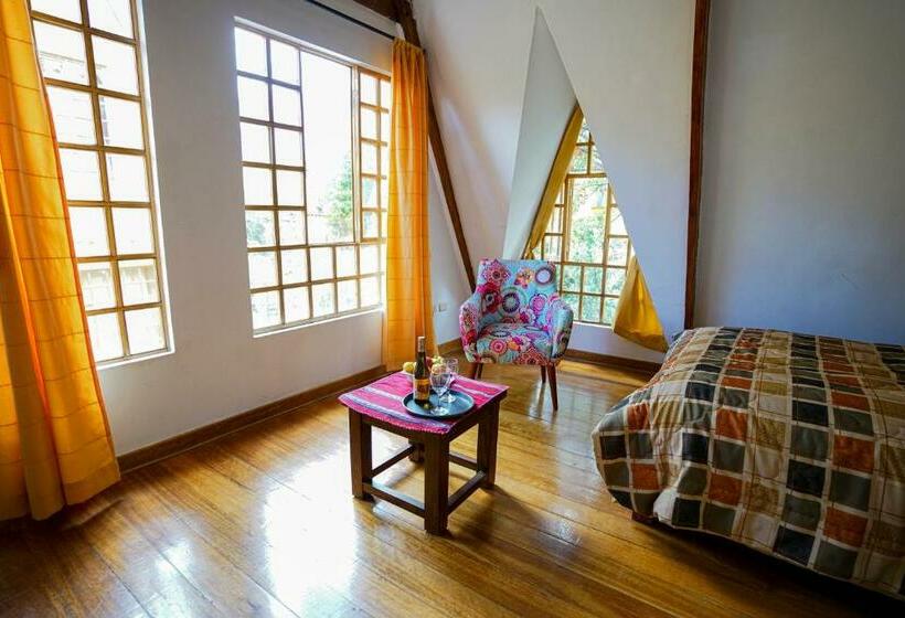 اتاق استاندارد یک نفره, Amaru Valle