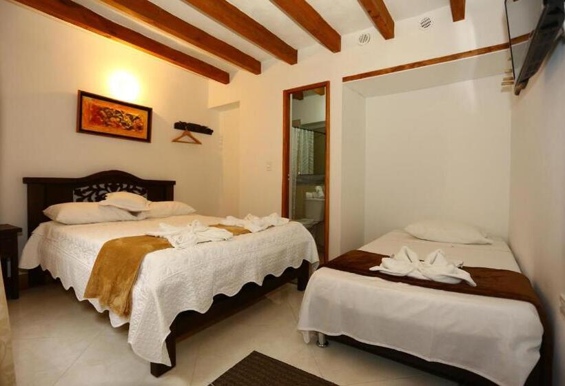 Номер Стандарт Трехместный, Casa Cantabria