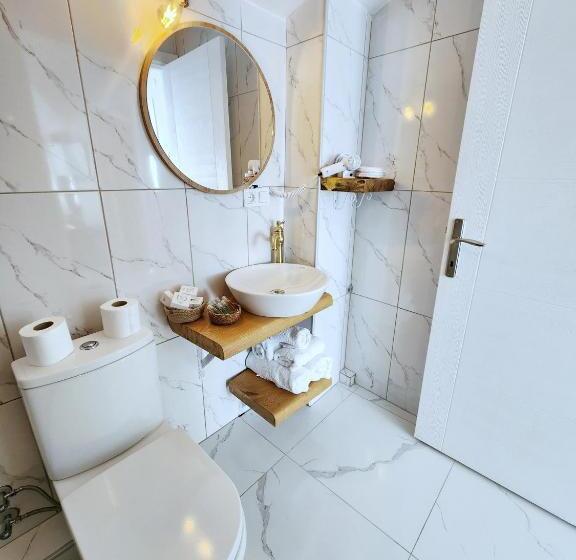 带露台的套间, Aya Butik Otel