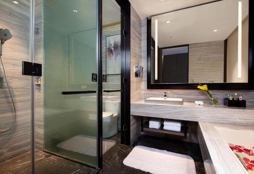 带城市景观的标准间, Crowne Plaza Kunshan, An Ihg