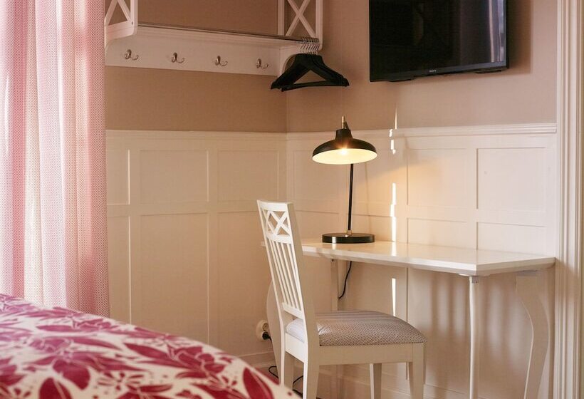 Quarto deluxe, Millasvilla