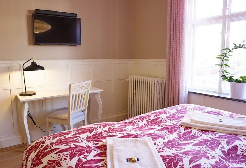 Quarto deluxe, Millasvilla