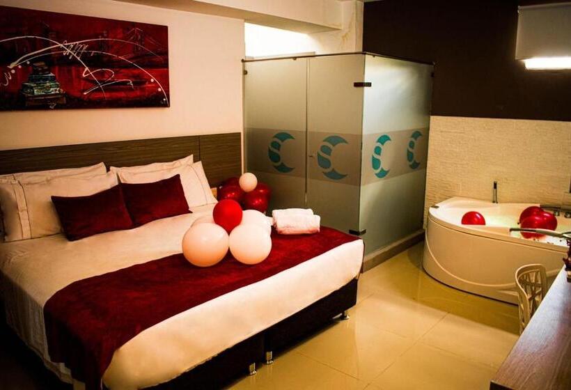 سوئیت با وان آب گرم, Santa Clara Boutique